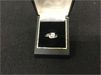 14K white gold ring w/ approx 1/2 K diamond