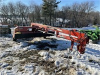 New Holland 1431 hydra swing discbine