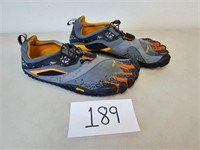 Men's Vibram FiveFingers Shoes - Size 45 (11-11.5)