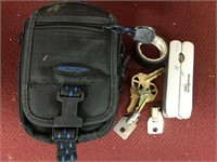 SAMSONITE POUCH WITH MULTITOOL