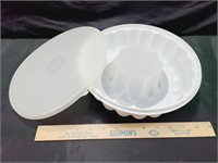 Tupperware Mold