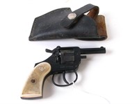 Mondial model 1960 Vintage Starter Pistol
