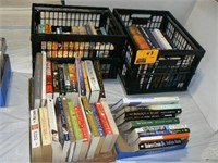2 COLLAPSIBLE CRATES WITH BOOKS, 3 FLATS BOOKS