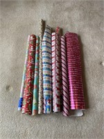 Wrapping paper -  rolls 24x17x24 - 8 partial