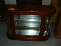 CONSOLE LIGHTED CURIO CABINET (VERY NICE)