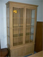 MAPLE CHINA CABINET (40" WIDE) (VERY NICE)