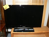 32" SAMSUNG FLAT SCREEN TV WITH REMOTES
