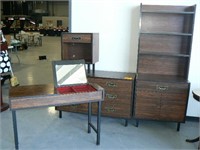 5-PIECE BEDROOM FURNITURE: DRESSER, CHEST WITH