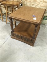 22x22x27 Inch End Table