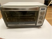 Black and Decker toaster over - white