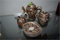 Early HP Asian courting scenes tea pot, creamer,