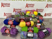 Miscellaneous lot of over 30 skeins of yarn