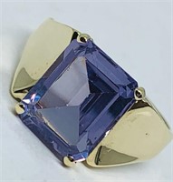 10KT YELLOW GOLD AMETHYST RING 4.20 GRS