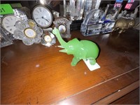 MINIATURE DECORATIVE JADE ELEPHANT TRUNK UP