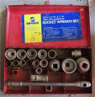 Smiec socket wrench set with (18) pieces. 1"