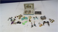 Assorted Women's Cosmetic Jewelry & Vanity Items