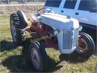 '52 8N FORD TRACTOR