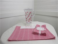 Bella Lux Placemats & Napkins with Heart Pitcher