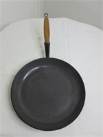 Le Creuset Signature Black Enamel Frying Pan