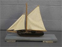 Model Wood Boat