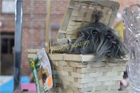 WIZARD OF OZ "TOTO IN BASKET"
