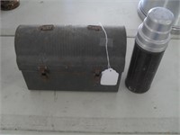 METAL LUNCHBOX AND THERMOS