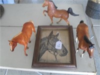 FRAMED HORSE PRINT AND 3 TOY HORSES