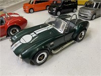 1/18 Scale Shelby Cobra Diecast Model (Green)