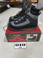 NEW Size 10 Wading Boots