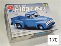 1953 Ford F-100 Pick Up Model Kit