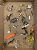 Flat full fishing lures