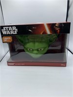 Star Wars Yoda Light-Up light new in box