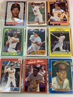 23 Roberto Alomar Baseball Cards