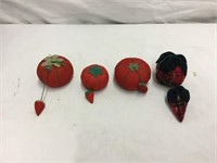 4 Vintage Tomato Sewing Pin Cushions 1 w Measure