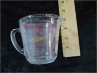 FIRE KING MEASURING CUP