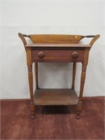 ANTIQUE COUNTRY WASHSTAND: