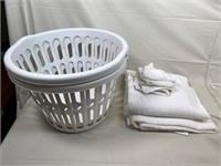 baskets & towels