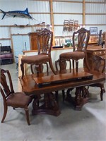 Dining Table & 6 chairs w Leaf