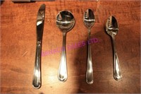 LOT,10 DOZ. PCS NEW CUTLERY (SEE COUNTS)