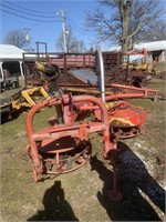 Massey Ferguson 64 3pt. Tedder/ Rake