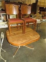 NICE BISTRO STYLE TABLE & 2 CHAIRS