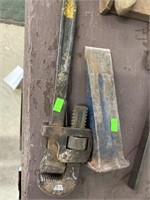 Pipe Wrench And Splitting Wedge