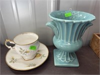 Planter With Lizabethan Fine Bone China Cup &
