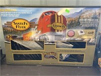 Bachmann Santa Fe Flyer 36" E-z Track Train Set