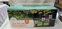 LED solar path lights