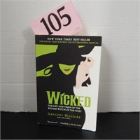 "WICKED" BOOK BY GREGORY MAGUIRE