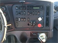 2011 Freightliner M2 112 Road Tractor 2WD
