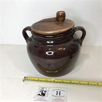 Ceramic Pot w/ Pipe Lid - Chipped