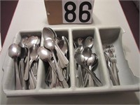 Rack of table & soup spoons