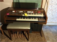 ENCORE Electric Organ W/Bench